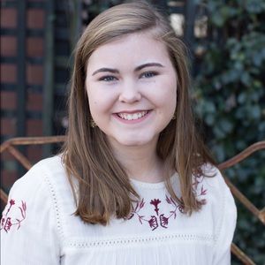 Meet your Posher, Courtney